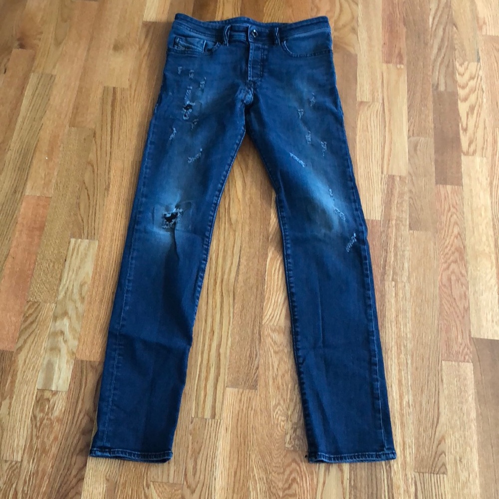 Men’s diesel jeans distressed size 28/32